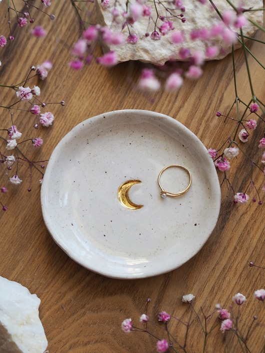 pojemniki na biżuterię Spodek na biżuterię lub palo santo