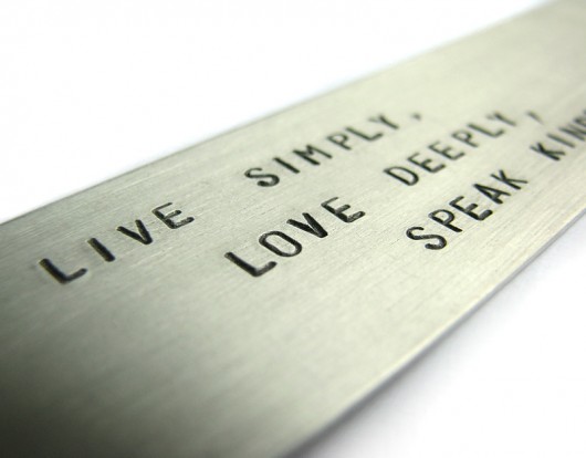  Zakładka "Live simply. Love deeply. Speak..." Marisella
