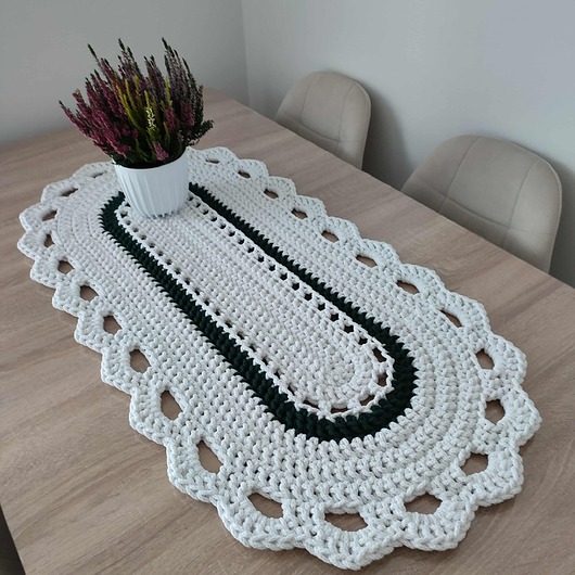 obrusy i serwetki Bieżnik szydełkowy owalny ze sznurka szydełkowy 50cmx100cm