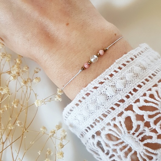 szara bransoletka z kryształem górskim LEI handmade 