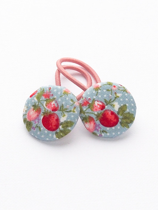 Gumeczki do włosów  w poziomki na pierwszy kucyk Momilio