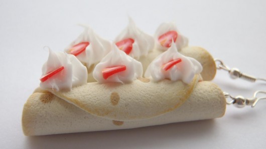 kolczyki z modeliny fimo naleśniki z truskawkami Piecuchowo