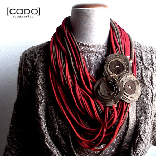 Zamotka Dzianinowy szal Cado RED kwiaty CADOaccessories