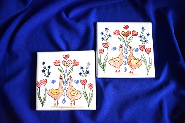 podkładki do kuchni Kafle ręcznie malowane- Rustykalne podkładki kurki kolorowe