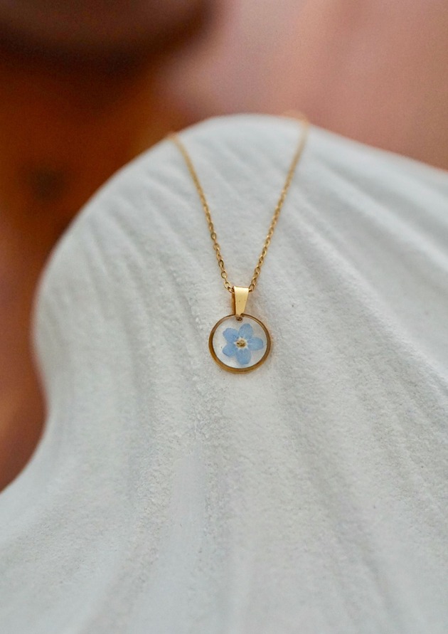 złote naszyjniki Naszyjnik z niezapominajkami