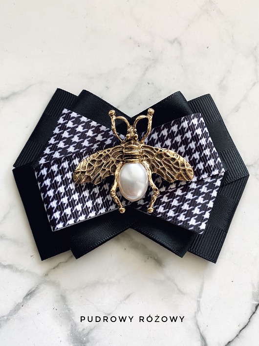 broszki Brosza z cudnym Owadem z perłą i New