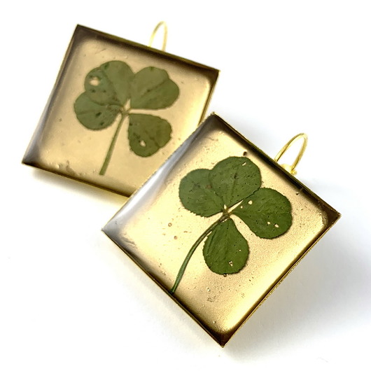 kolczyki z masy plastycznej KOLCZYKI - Golden clover (koniczyna)
