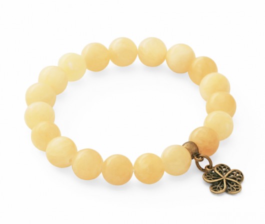 Honey jade with flower pendant. Lavoga