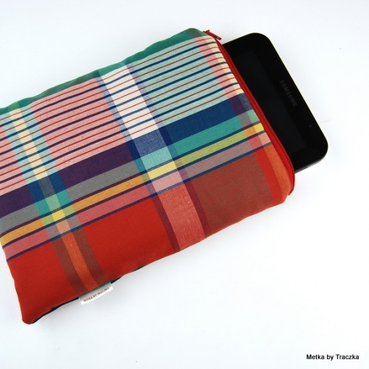 etui na tablet - no cóż, że ze Szkocji metka by traczka