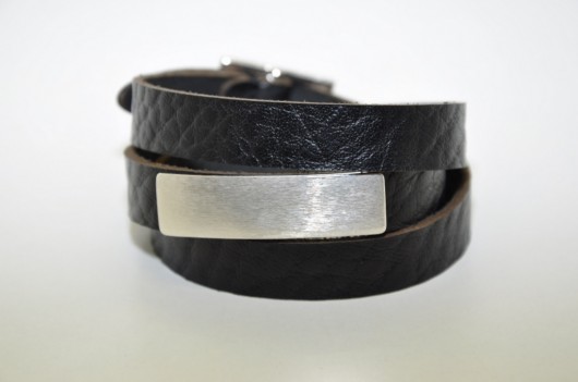 Potrójna Bransoleta z Czarnej Skóry z Blaszką Joccos Design