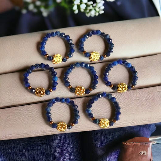 pierścionki elastyczne Pierścionek : lapis lazuli i złoty hematyt