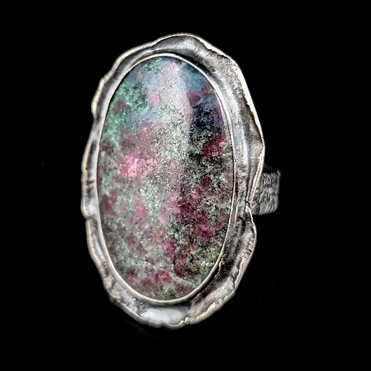 pierścionki srebrne Pierścionek Kyanit z rubinami