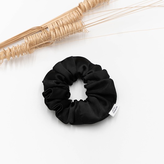 gumki do włosów Scrunchie/frotka Satyna czarna
