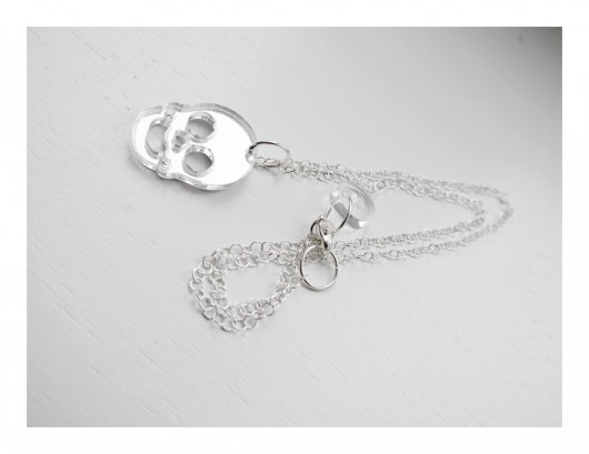 Silver skull Gravika