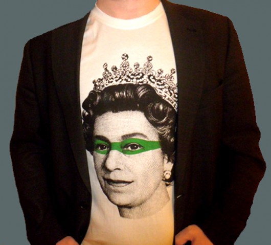 T-shirt Queen Elizabeth SASHKA