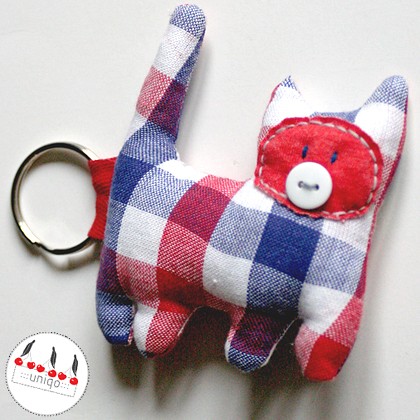 ::: PIGGY CAT ::: uniqo