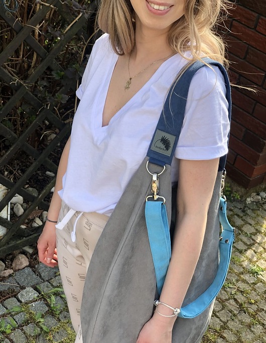 Szara torba worek z zamszu ekologicznego Karolina Audycka