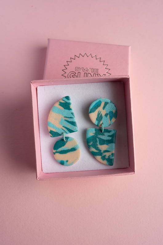 kolczyki z masy plastycznej Wiszące asymetryczne sztyfty