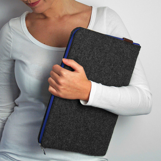 POKROWIEC NA LAPTOPA z filcu 02 niebieski zamek purol design