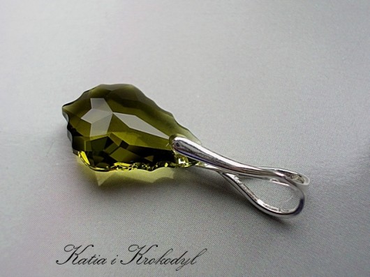 EPOKA BAROKOWA OLIVINE Katia i krokodyl