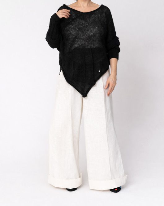 swetry damskie  Lekkie ponczo damskie z wełny - Czarne