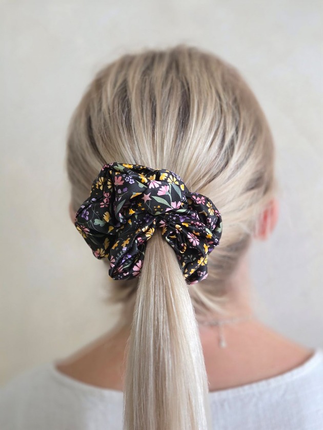 gumki do włosów Gumka jedwabna, scrunchie, wild magic garden MAXI