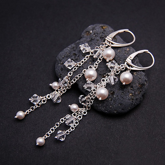 Perły i kryształy w łańcuszkach MAREMI Jewelry