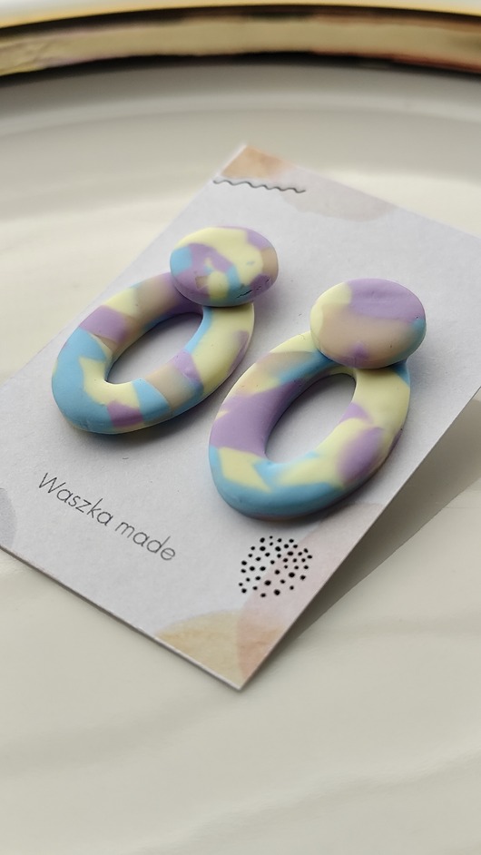 kolczyki z masy plastycznej Kolczyki wiszące pastelowe