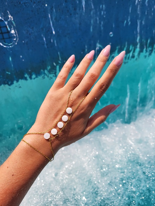 bransoletki z kamieni naturalnych Bransoletka z pierścionkiem X-Woman - biała