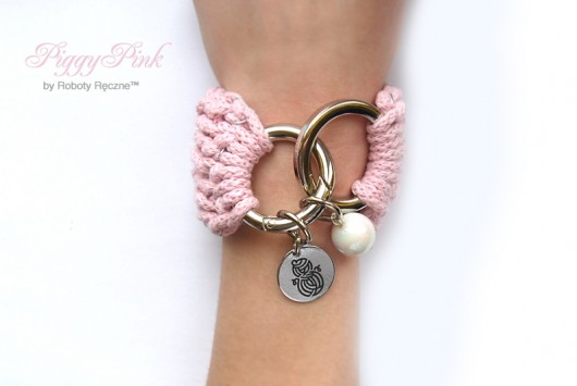 Knitted Bracelet. PasteLOVE Piggy Pink. Roboty Ręczne