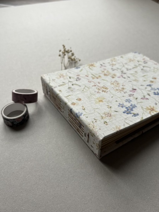 notatniki i albumy Album na zdjęcia Dzika łąka