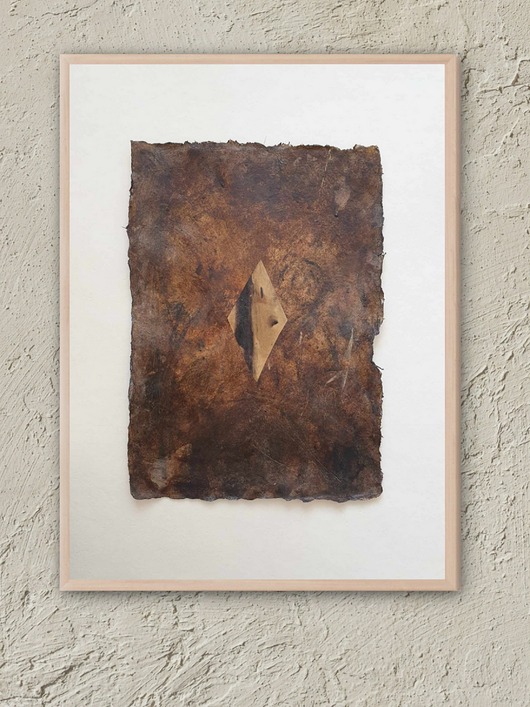 obrazy Abstrakcja 01 pigmenty ziemne, kolaż A4 na papierze czerpanym