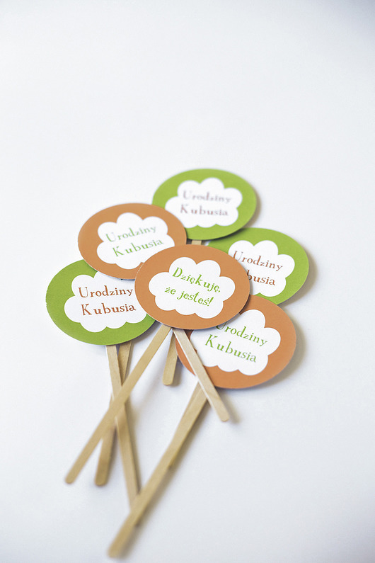 Pikery personalizowane do babeczek DINOZAURY 6 szt WOW party