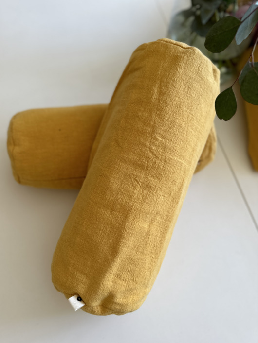 poduszki z łuską Wałek travel z  bursztynem dł. 35 cm