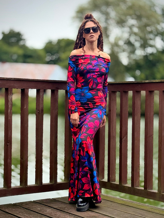 sukienki maxi damskie Sukienka z odsłoniętymi ramionami - Julia Maxi Flower Power