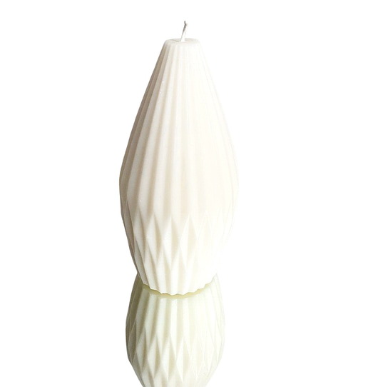 świeczniki i świece Świeca ekologiczna sojowa dekoracyjna "Grusha" 137x65mm