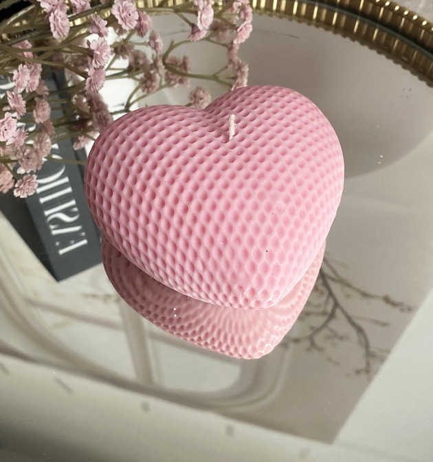 świeczniki i świece Świeca sojowa dekoracyjna ekologiczna "Sweet Heart" 98x40mm różowa