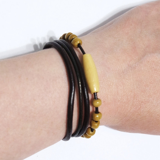 bransoletki skórzane Bransoletka - Koraliki drewniane - rzemienie skórzane brązowe