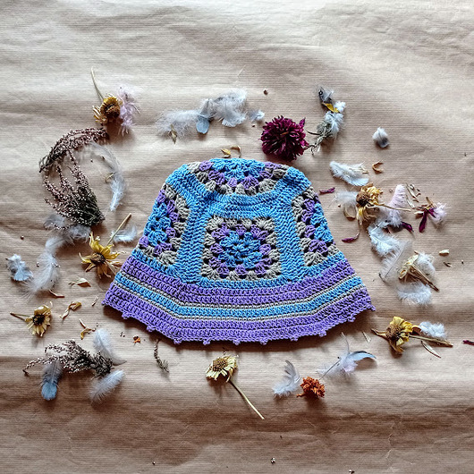 kapelusze damskie BUCKET HAT granny square