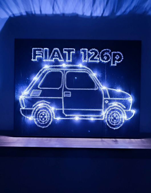 dodatki - różne Zestaw String Art - Maluch Fiat 126p lineart z LED - Zrób to sam DIY