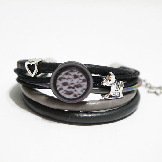 bransoletki - inne Bransoletka - Szary konik - rzemienie