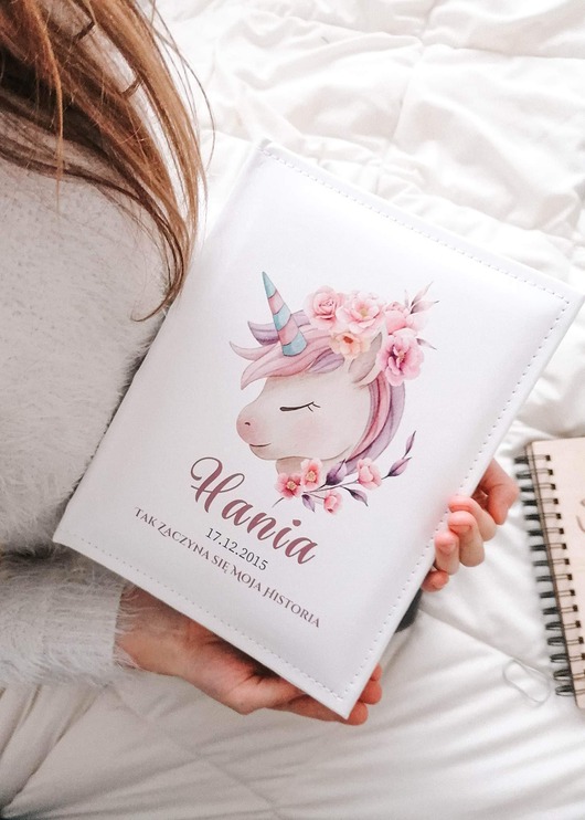 akcesoria na chrzest ALBUM JEDNOROŻEC z imieniem, prezent na chrzest, roczek, święta