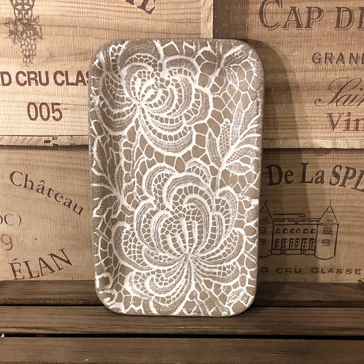 patery i talerze Paterka ceramiczna z koronką