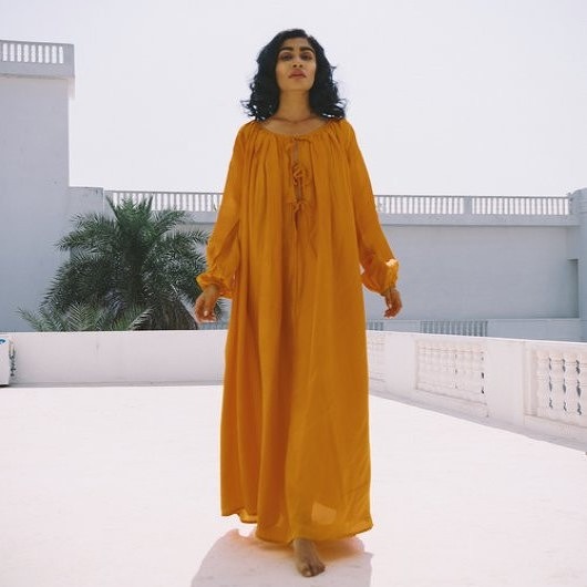 ODYSSEY silk orange deleted_12527266