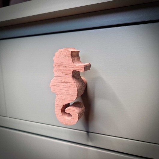 gałki do mebli Drewniane gałki do mebli, z drewna, MORSKIE, konik morski