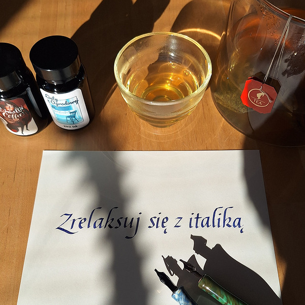 Skup się na sobie i kaligrafii Relaks z italiką, Inkkolor