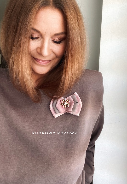 broszki Kolekcja  Exclusive  Brosza z kwiatem i perłą  NEW