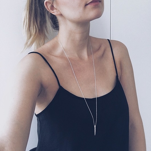 BIG SHARP NECKLACE(silver) Unikke Design