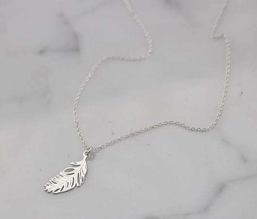NASZYJNIK SREBRO 925 Z PIÓRKIEM Coccola JEWELLERY