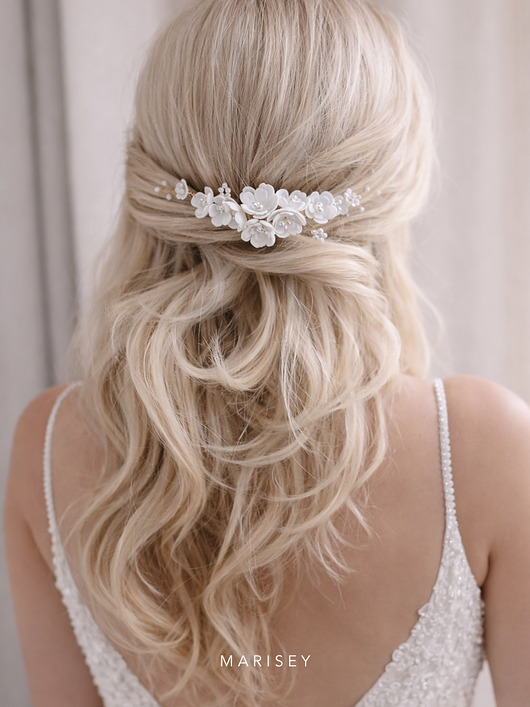 Ślubne ozdoby do włosów Gałązka ślubna do włosów z kwiatkami Charlotte